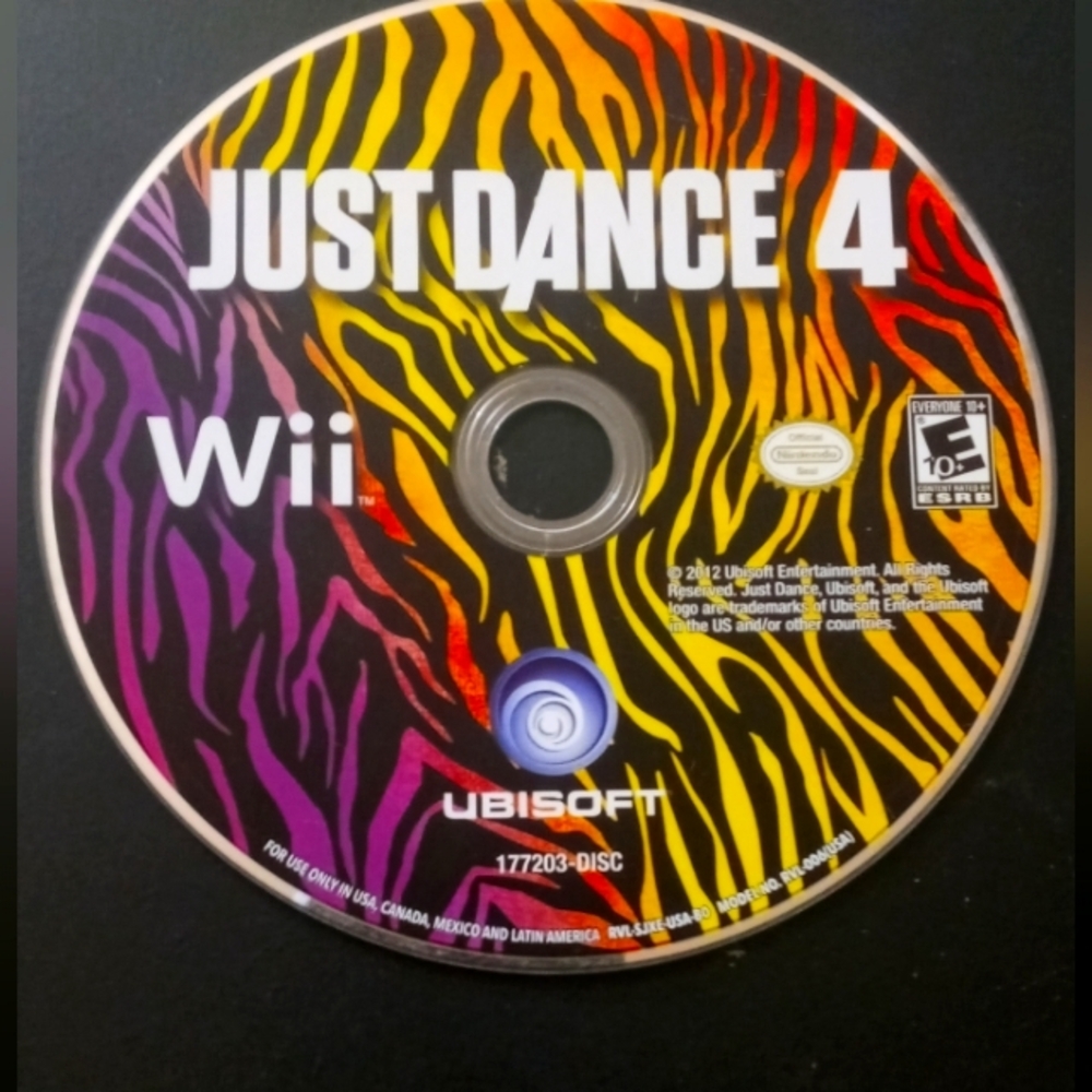 Just Dance 4 (Wii) - Multi-Color Disc